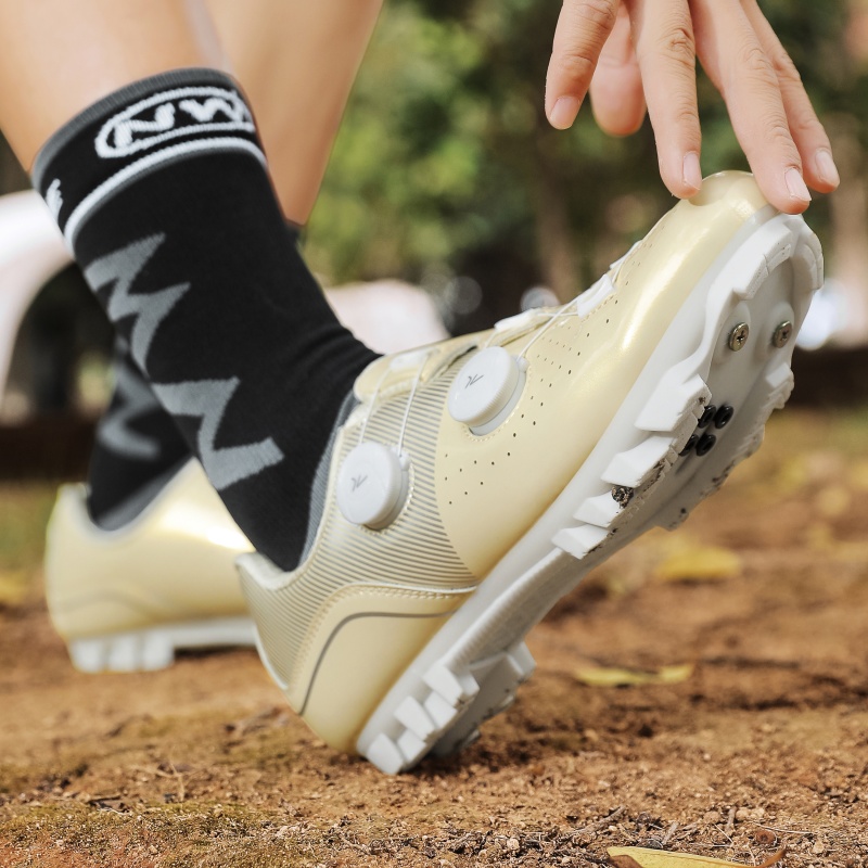 メンズロードマウンテンバイクライディングシューズ、快適な四季 - Cycling Commute Shoes のレビューと価格